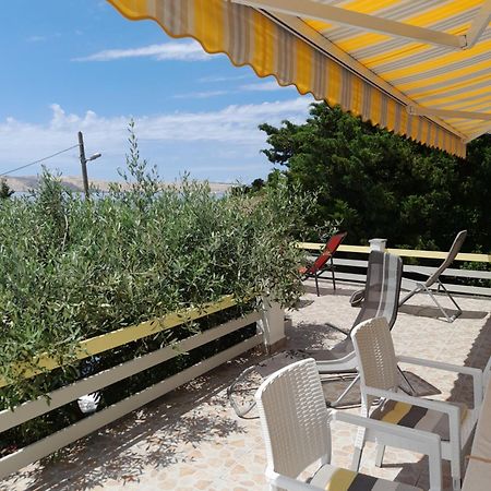Apartment Milka By The Sea Karlobag Εξωτερικό φωτογραφία