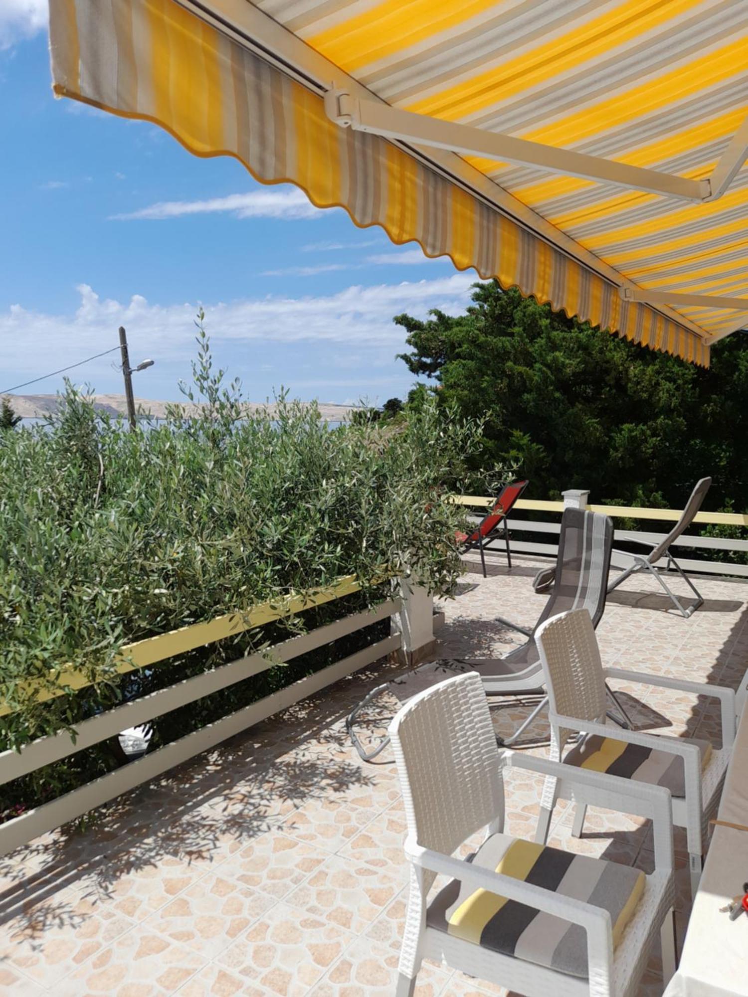 Apartment Milka By The Sea Karlobag Εξωτερικό φωτογραφία